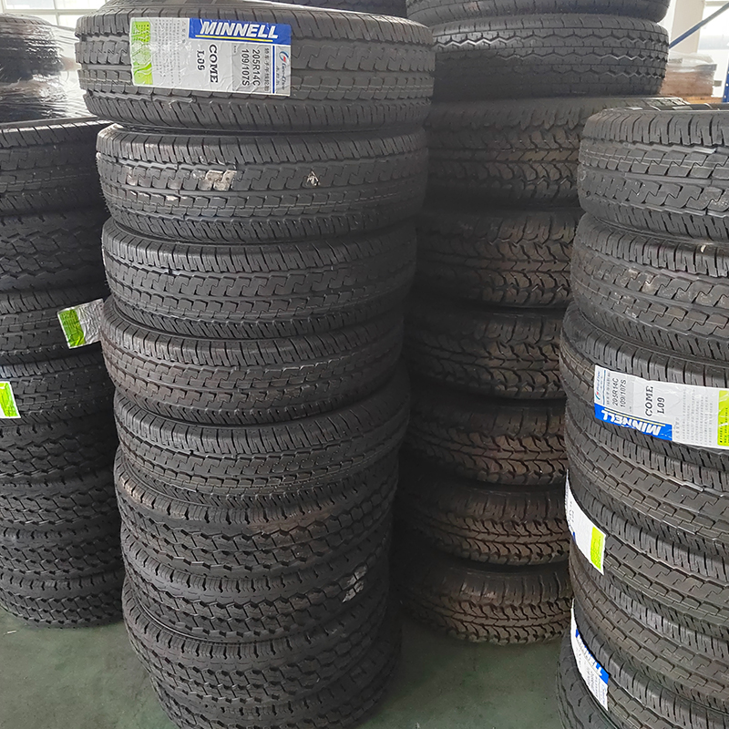 Trucks and RV Trailer Rubber Radial Tire