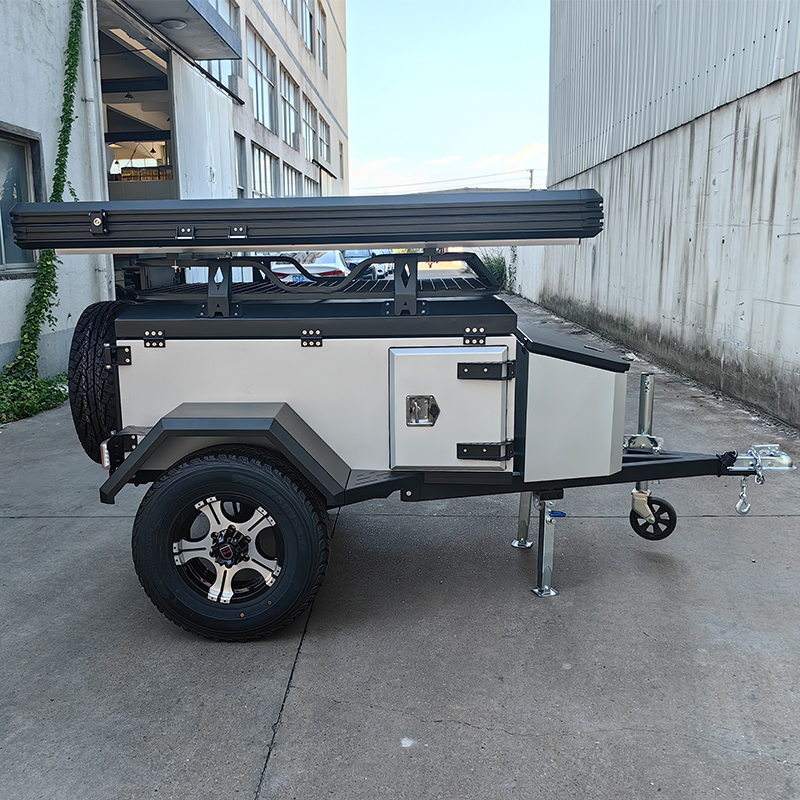 Off Road Australian Style Luxury Large Travel Camper Trailer